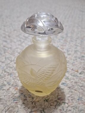 Frosted Glass Perfume Bottle with Clear Decorative Stopper - Pale Yellow